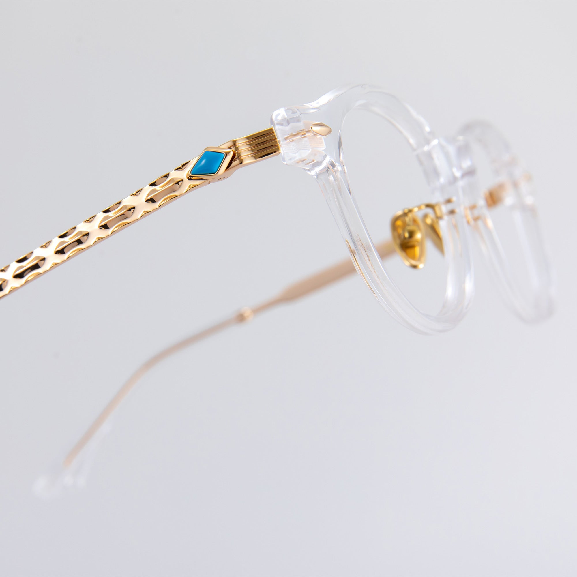 Donahugh-eyeglasses-trans