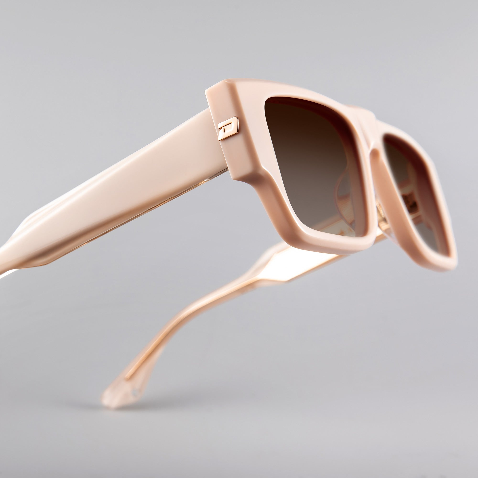 Donahugh-sunglasses-pink